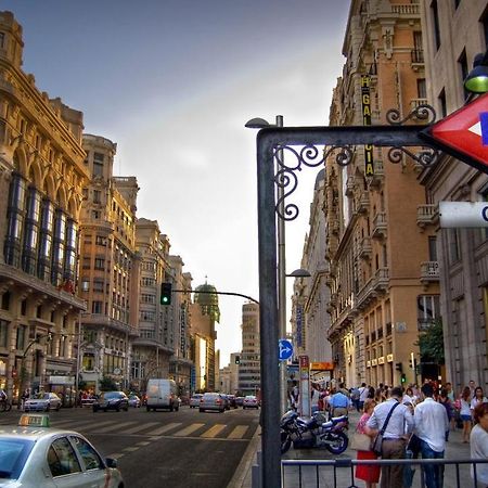 מדריד M&F 7 Rooms/7 Bathrooms Over Gran Via מראה חיצוני תמונה