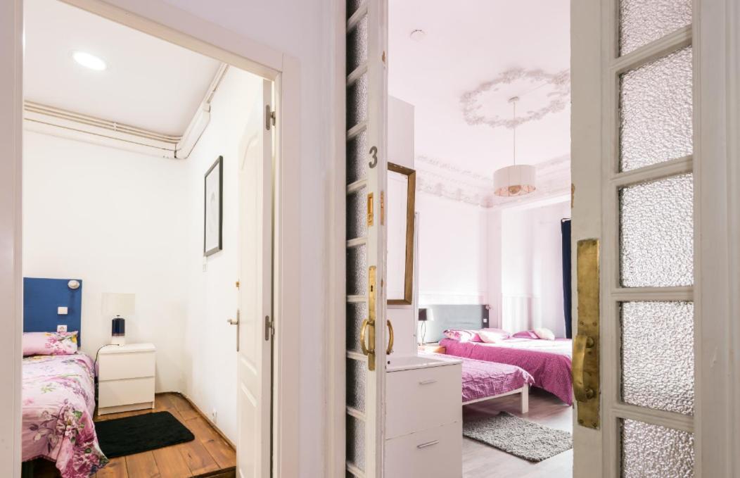 מדריד M&F 7 Rooms/7 Bathrooms Over Gran Via מראה חיצוני תמונה