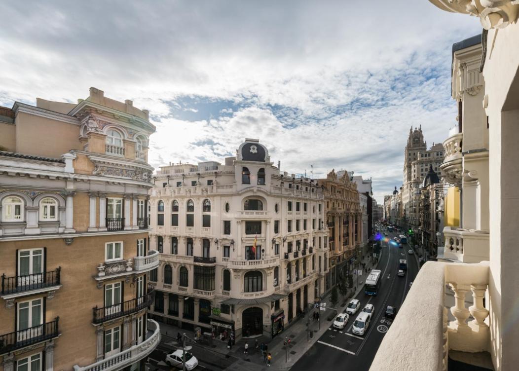 מדריד M&F 7 Rooms/7 Bathrooms Over Gran Via מראה חיצוני תמונה