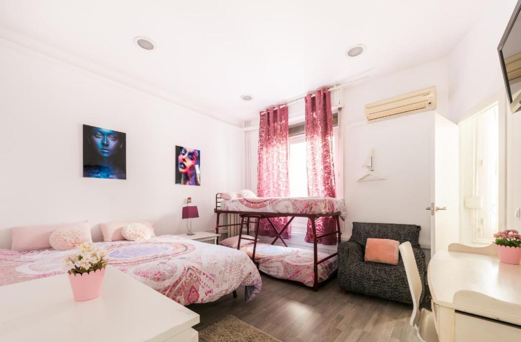 מדריד M&F 7 Rooms/7 Bathrooms Over Gran Via מראה חיצוני תמונה
