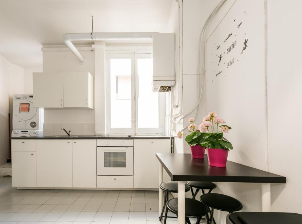 מדריד M&F 7 Rooms/7 Bathrooms Over Gran Via מראה חיצוני תמונה